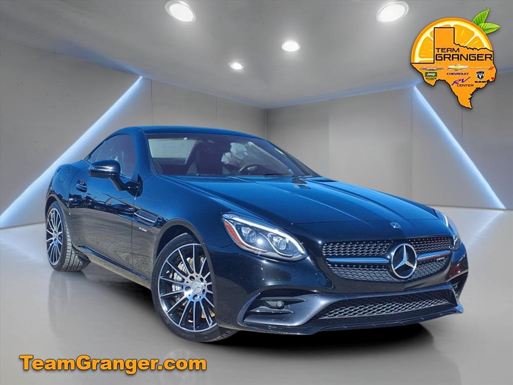 2018 Mercedes-Benz SLC Roadster AMG SLC43's photo