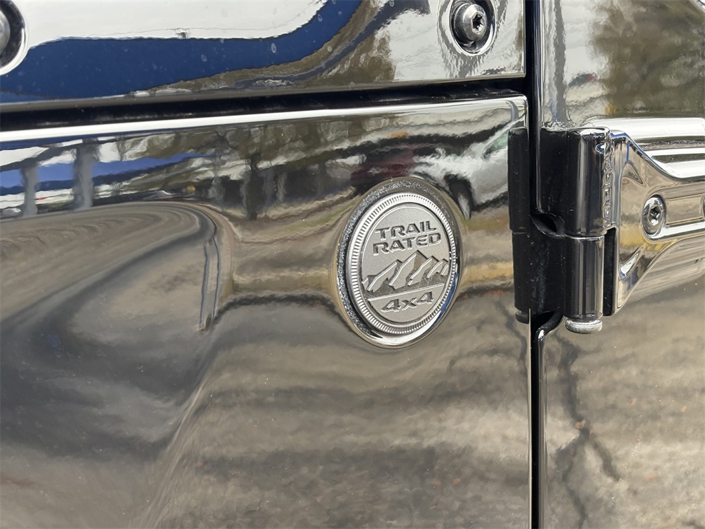 Used Car 2024 Jeep Gladiator  Sport For Sale Under $40,000 In San Marcos, Texas