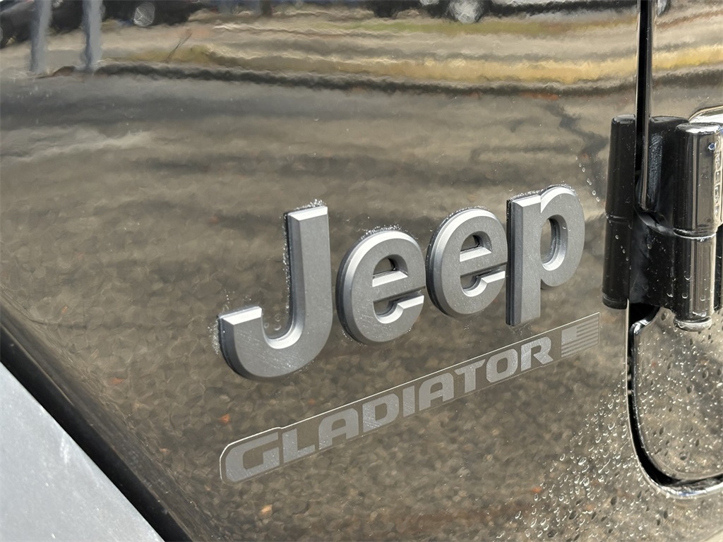 Used Car 2024 Jeep Gladiator  Sport For Sale Under $40,000 In San Marcos, Texas