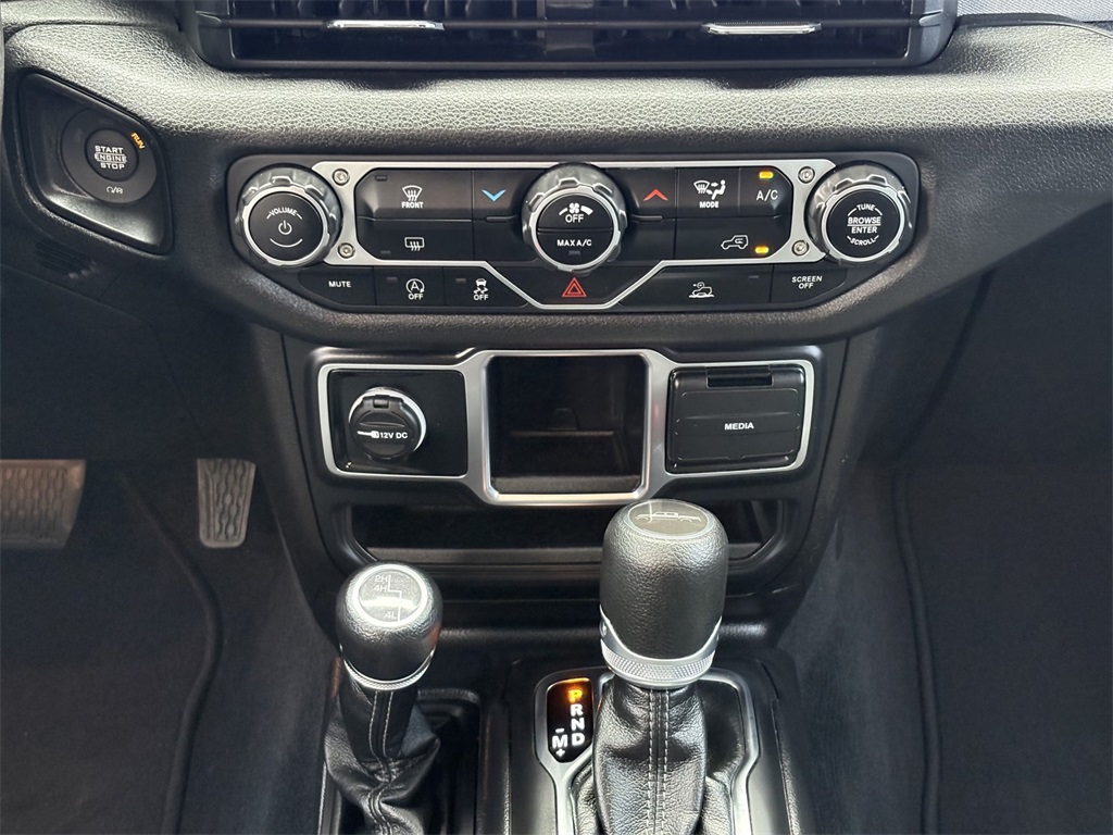 Used Car 2024 Jeep Gladiator  Sport For Sale Under $40,000 In San Marcos, Texas