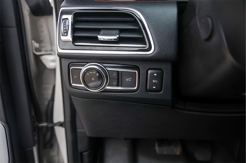 Used Car 2021 Lincoln Navigator  Reserve For Sale Under $50,000 In Austin, Texas