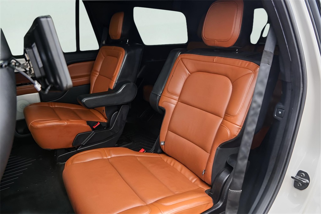 Used Car 2021 Lincoln Navigator  Reserve For Sale Under $50,000 In Austin, Texas