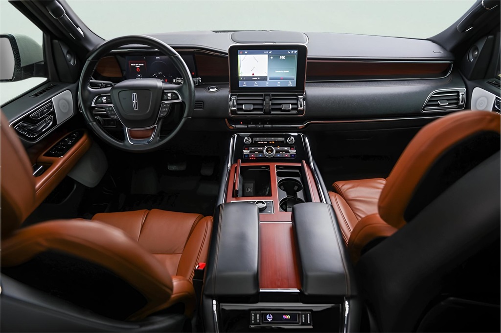 Used Car 2021 Lincoln Navigator  Reserve For Sale Under $50,000 In Austin, Texas