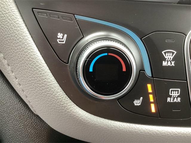 Used Car 2020 Chevrolet Equinox  Premier For Sale Under $20,000 In San Antonio, Texas