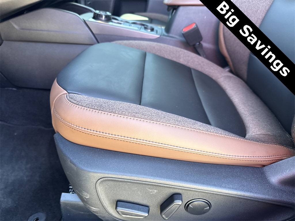 2025 Ford Bronco Sport Outer Banks - 11