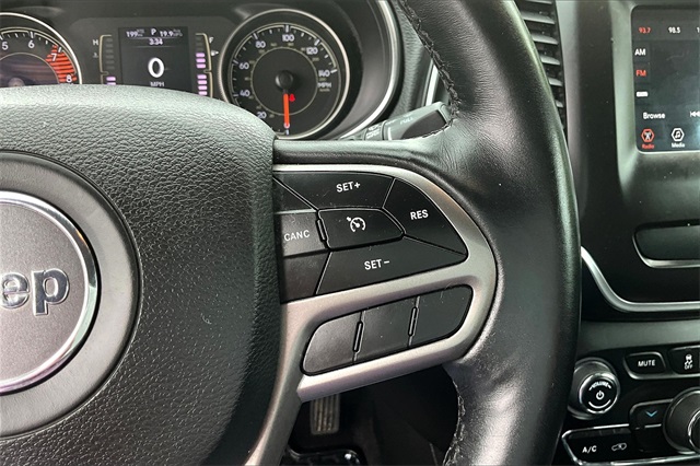 Used 2019 Jeep Cherokee For Sale in Gloucester, MA