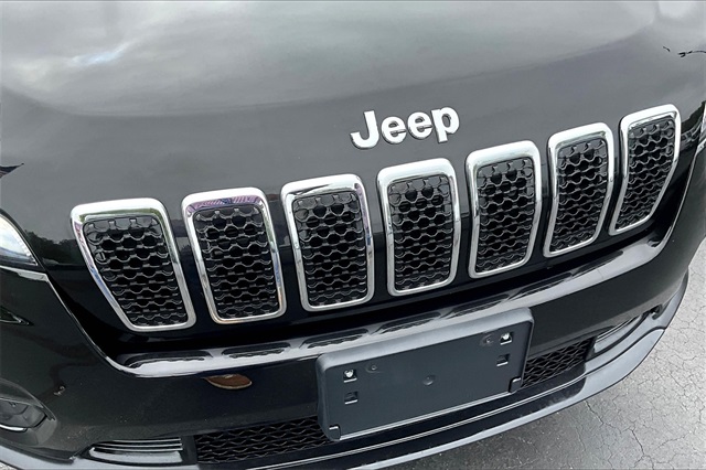 Used 2019 Jeep Cherokee For Sale in Gloucester, MA