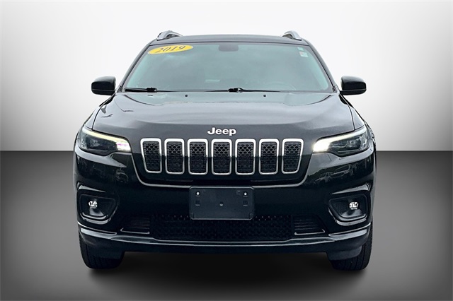 Used 2019 Jeep Cherokee For Sale in Gloucester, MA