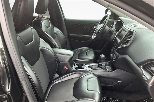 Used 2019 Jeep Cherokee For Sale in Gloucester, MA