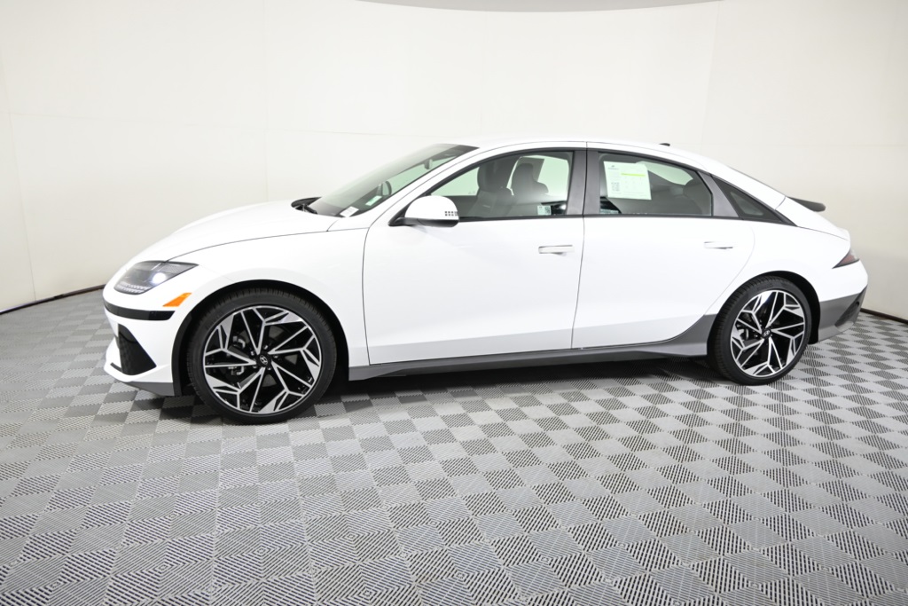 Used 2024 Hyundai IONIQ 6 SEL with VIN KMHM34AC0RA080332 for sale in Forest Lake, Minnesota