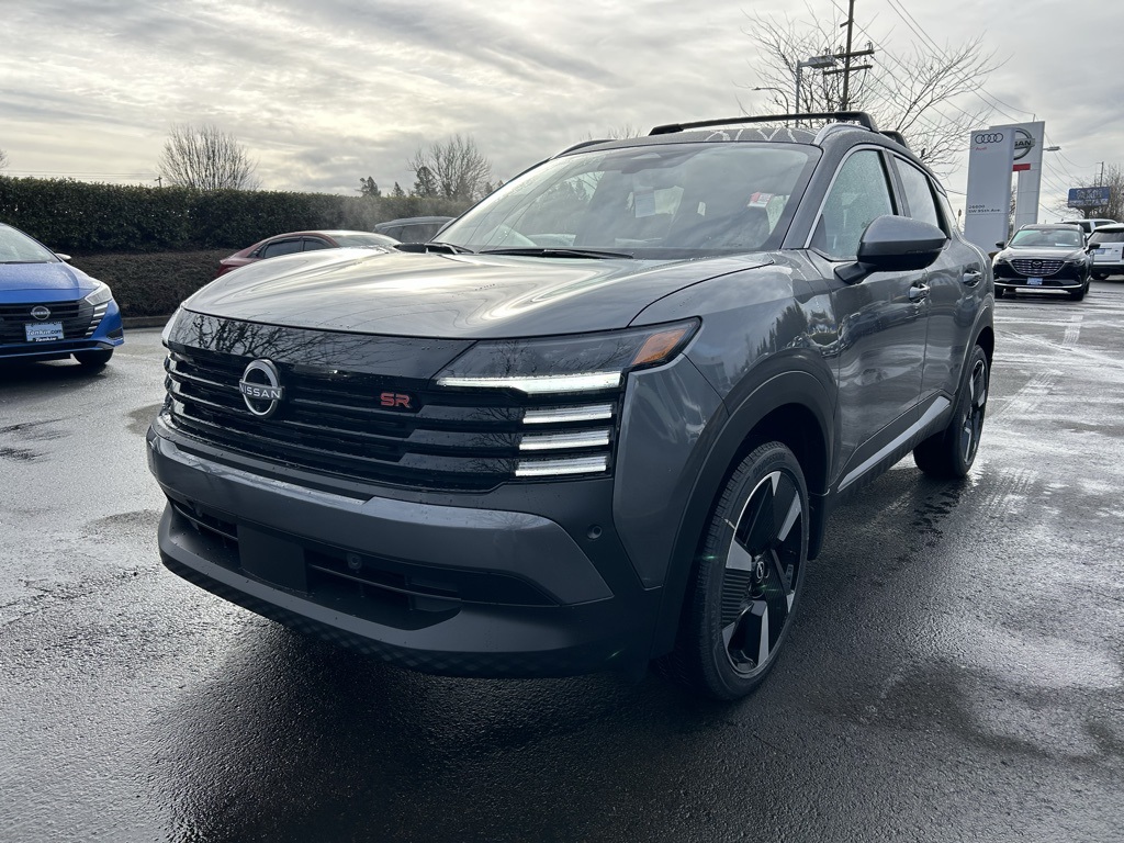 2025 Nissan Kicks SR photo 3