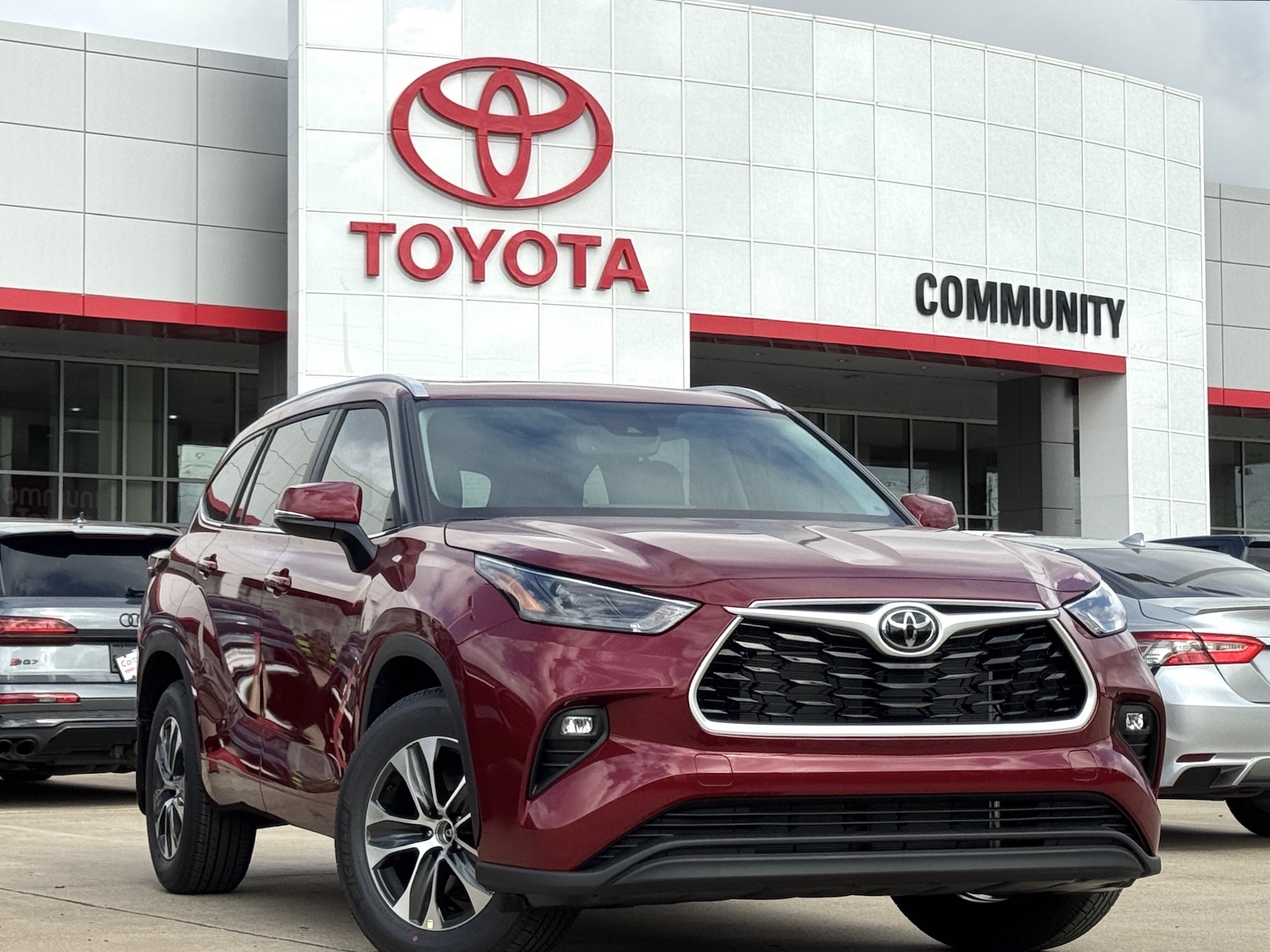 2026 Toyota Highlander XLE  at Don McGill Toyota