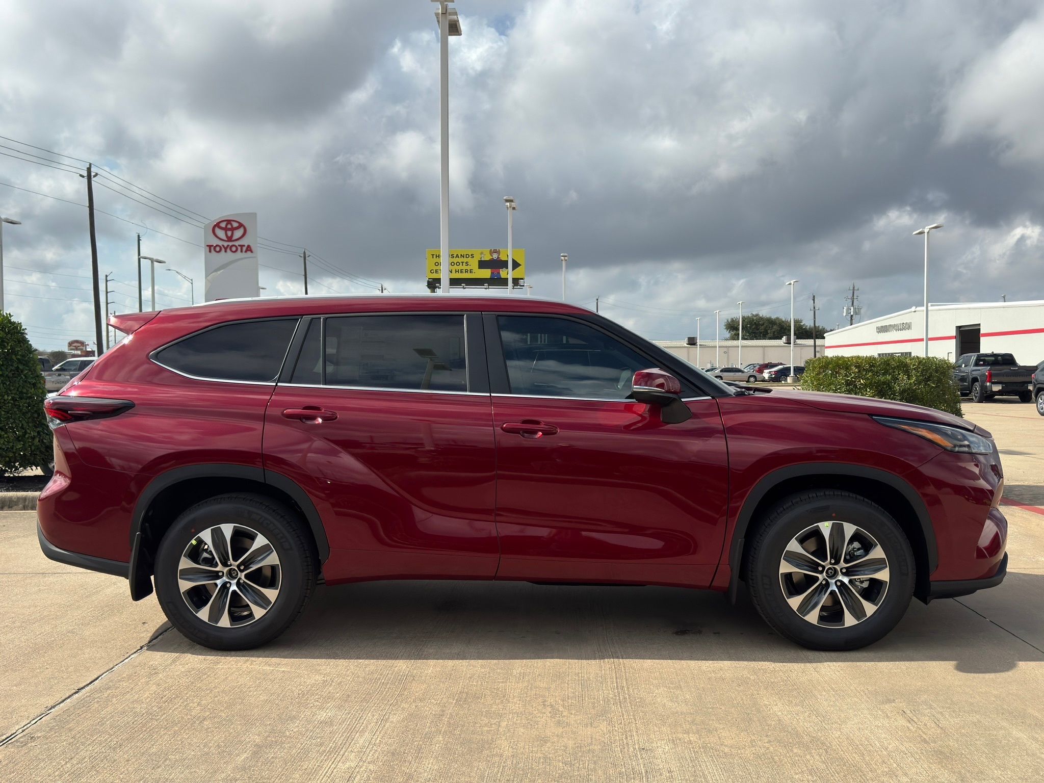 2026 Toyota Highlander XLE  at Don McGill Toyota