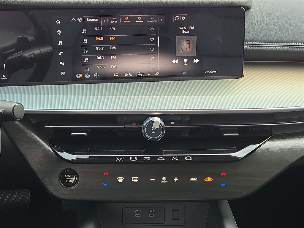 2025 Nissan Murano SL photo 7