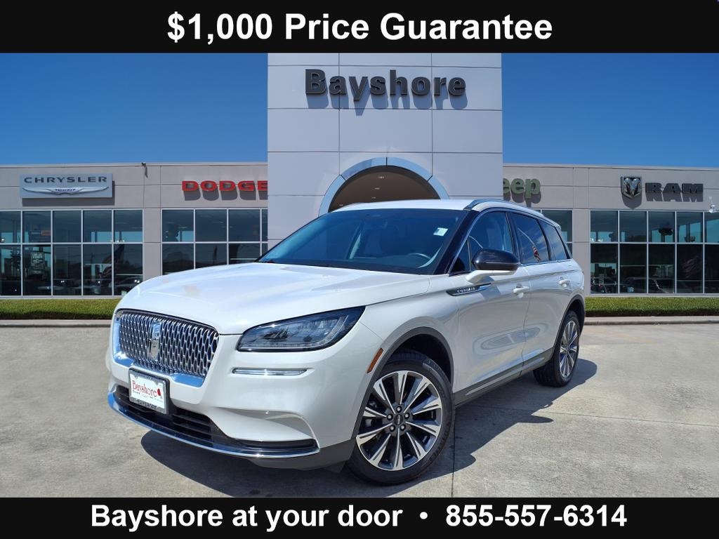 2022 Lincoln Corsair Reserve White at River Oaks CDJR