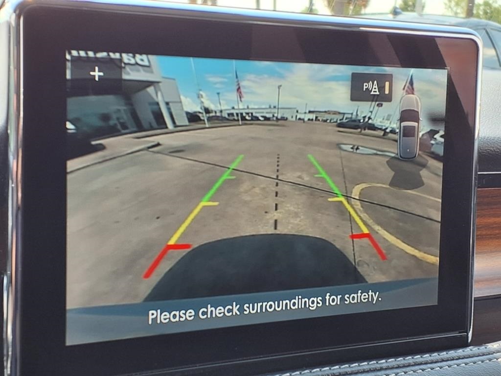 2022 Lincoln Corsair Reserve White at River Oaks CDJR