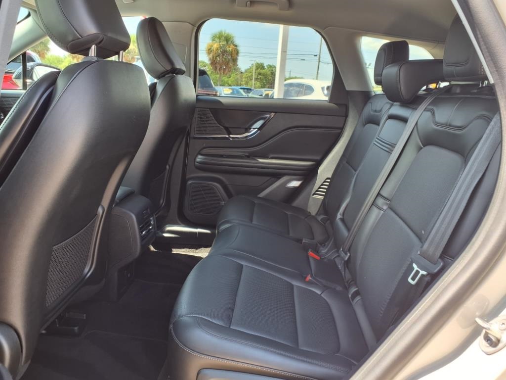 2022 Lincoln Corsair Reserve White at River Oaks CDJR