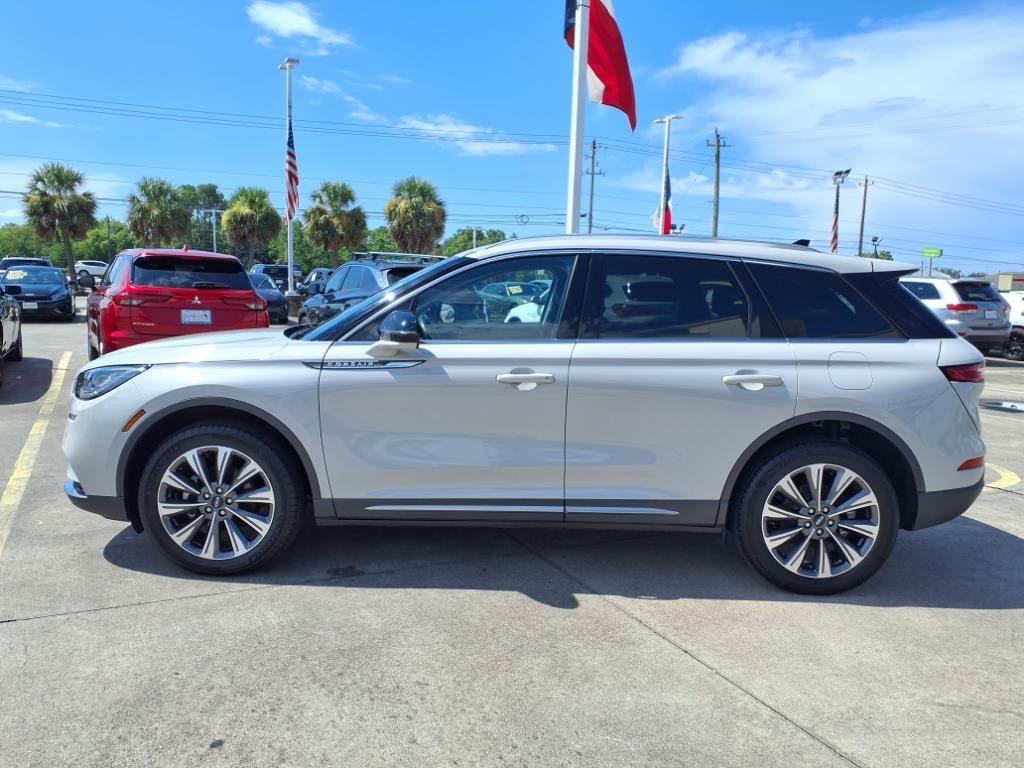 2022 Lincoln Corsair Reserve White at River Oaks CDJR