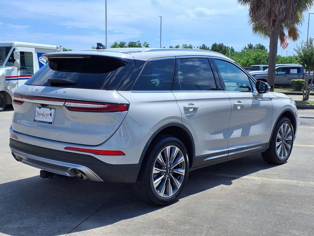 2022 Lincoln Corsair Reserve White at River Oaks CDJR