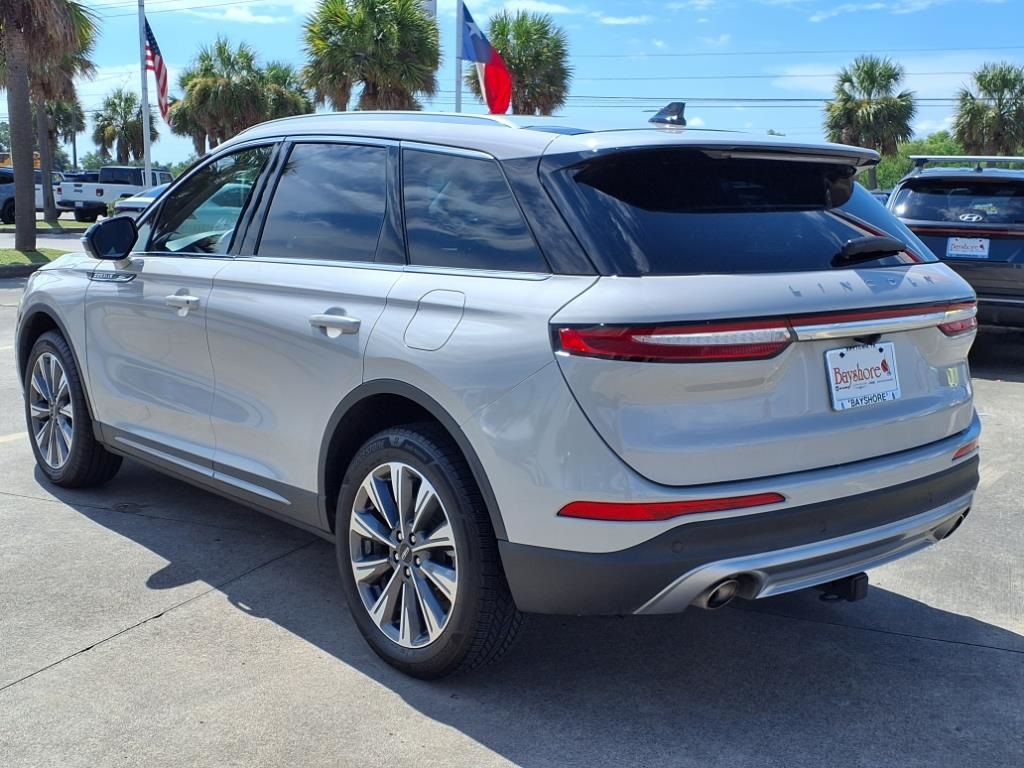 2022 Lincoln Corsair Reserve White at River Oaks CDJR