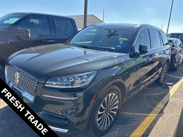 2022 Lincoln Aviator Reserve Green at Baytown Hyundai