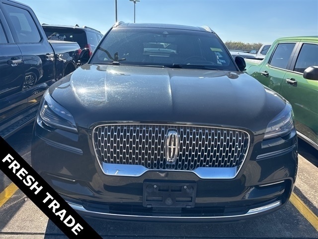 2022 Lincoln Aviator Reserve Green at Baytown Hyundai