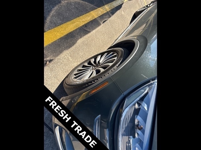 2022 Lincoln Aviator Reserve Green at Baytown Hyundai