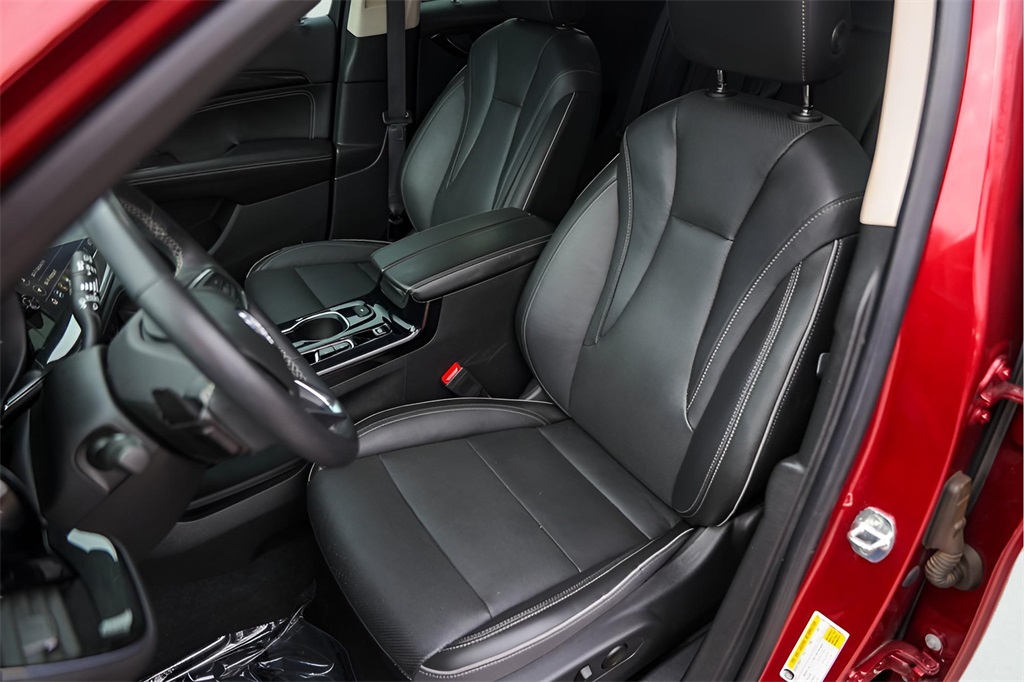 Used Car 2021 Buick Envision  Essence For Sale Under $25,000 In Austin, Texas