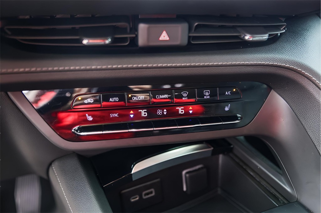 Used Car 2021 Buick Envision  Essence For Sale Under $25,000 In Austin, Texas