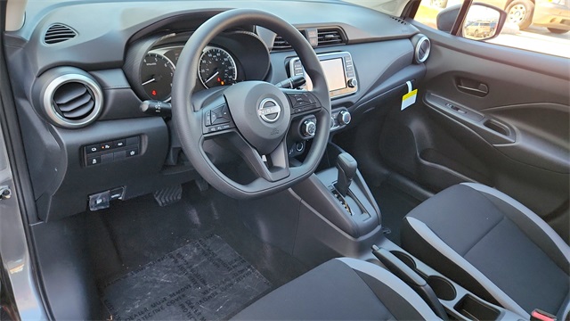 2025 Nissan Versa