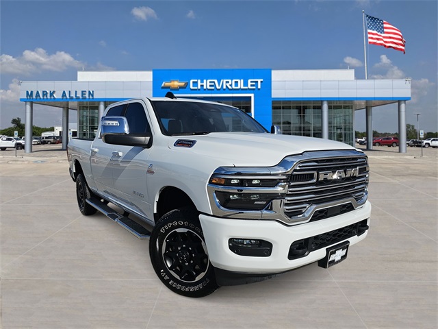 2025 RAM 2500 Laramie Crew Cab 4WD