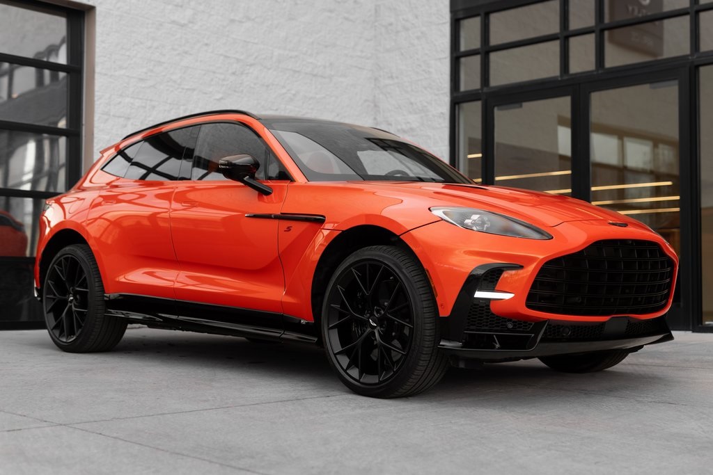 2026 Aston Martin DBX S's photo