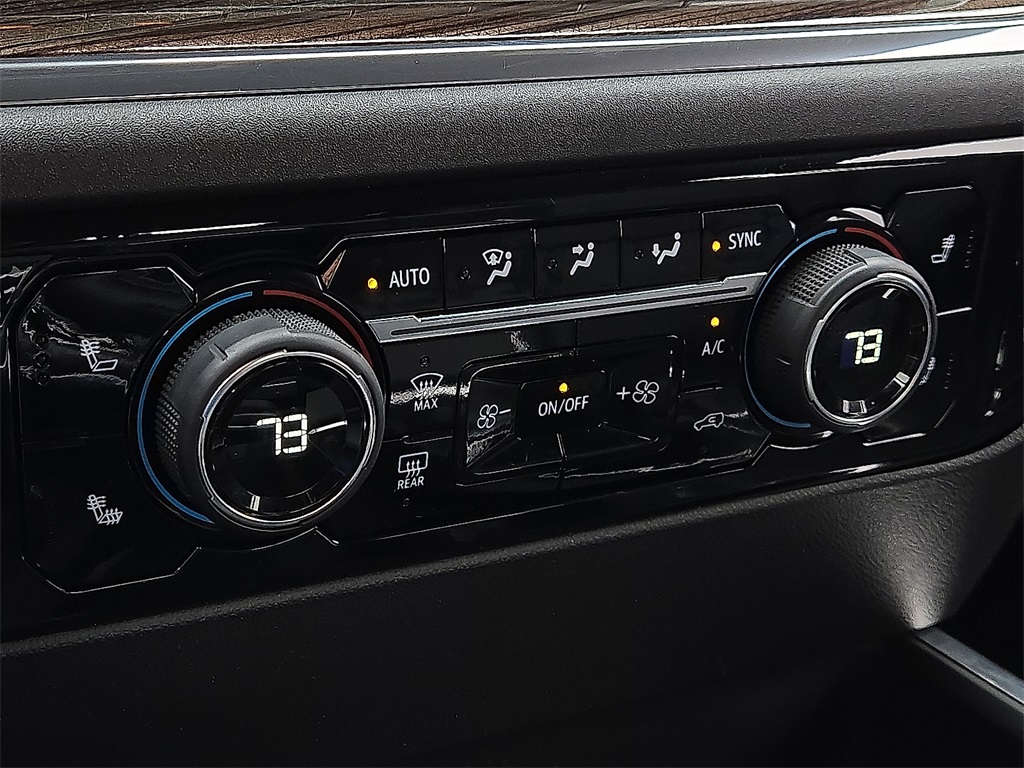 Used 2022 Chevrolet Silverado 1500 For Sale in Farmington, AR