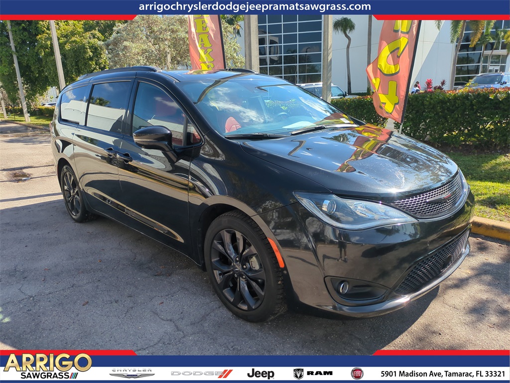 2020 Chrysler Pacifica Limited