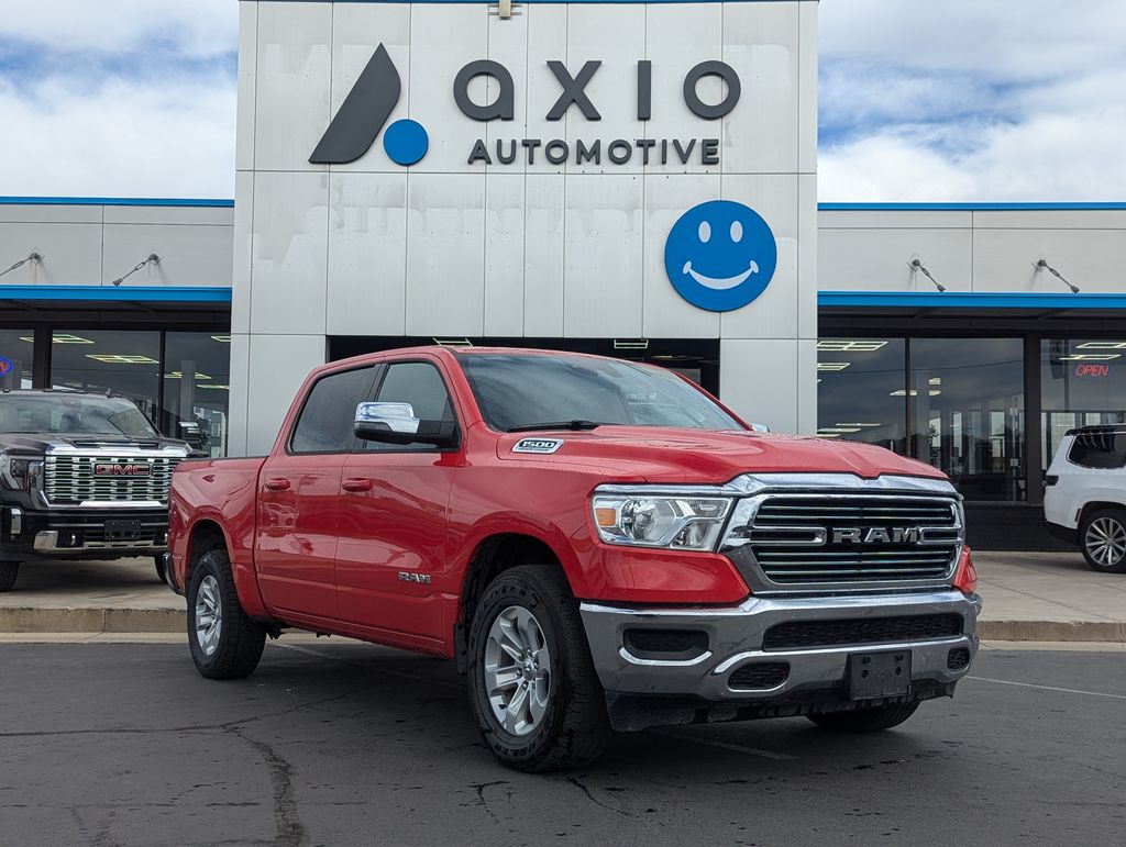 2024 RAM 1500 Laramie Crew Cab 4WD