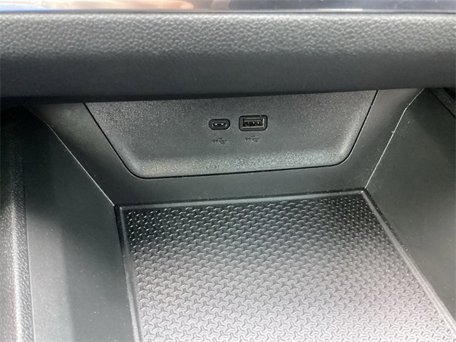 Used Car 2025 Chevrolet Equinox  Rs For Sale Under $35,000 In San Antonio, Texas