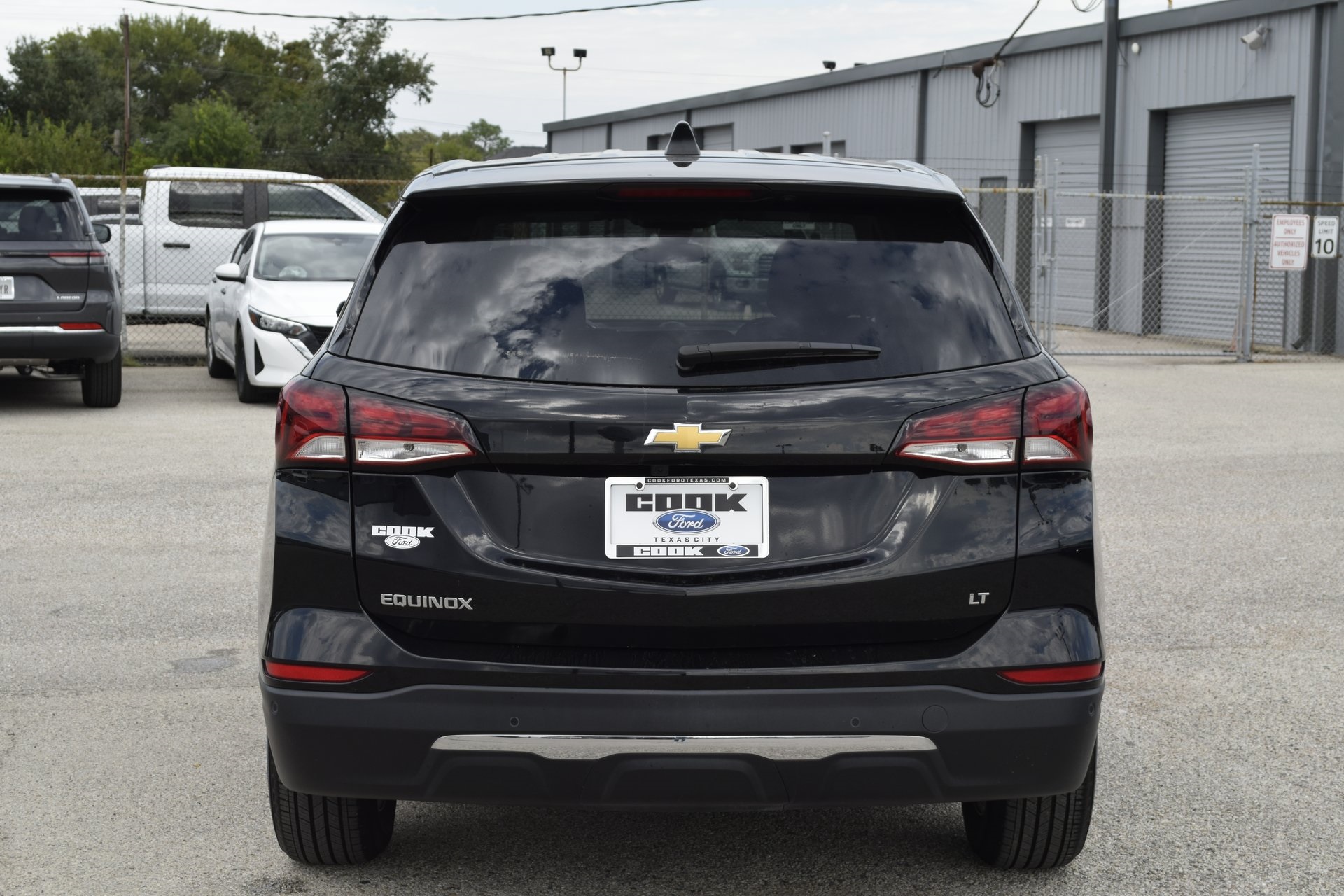 2024 Chevrolet Equinox LT - 8