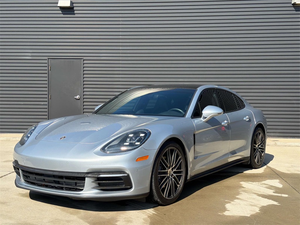 2018 Porsche Panamera 4 AWD