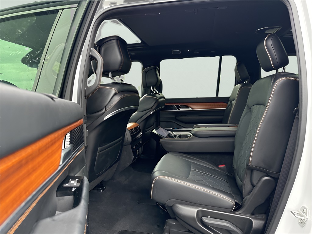 2024 Grand Wagoneer L Grand Wagoneer L