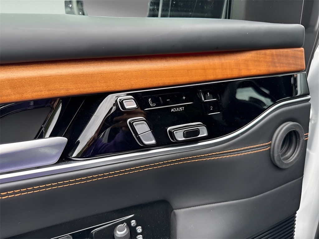 2024 Grand Wagoneer L Grand Wagoneer L
