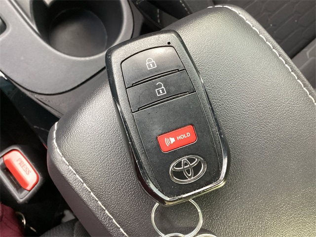 Used Car 2025 Toyota Corolla Hatchback  Se For Sale Under $25,000 In San Antonio, Texas
