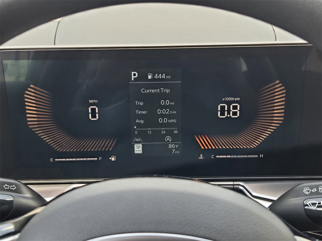 2025 Kia Sorento LX - 9