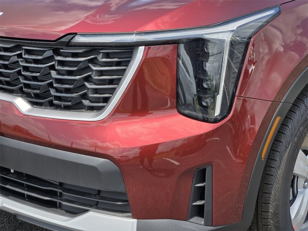 2025 Kia Sorento LX - 5