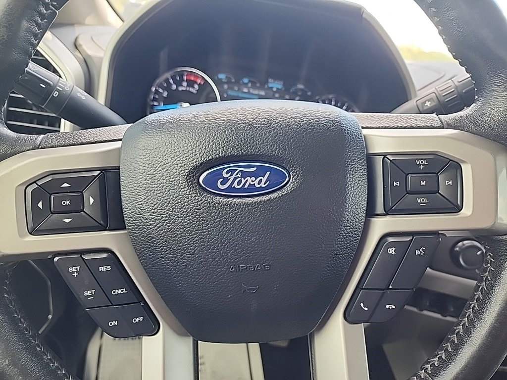 Used Car 2019 Ford F-350sd  Lariat For Sale In Floresville, Texas