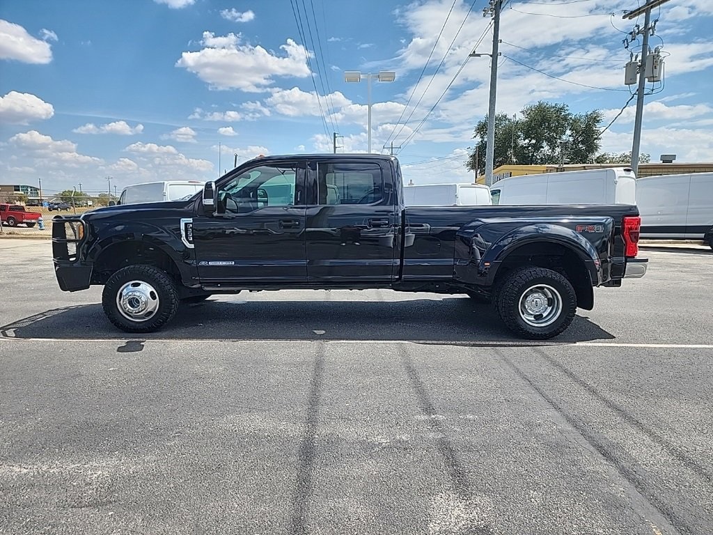 Used Car 2019 Ford F-350sd  Lariat For Sale In Floresville, Texas
