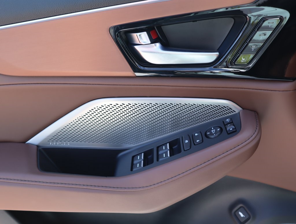 Thumbnail: 2023 Acura MDX - 23