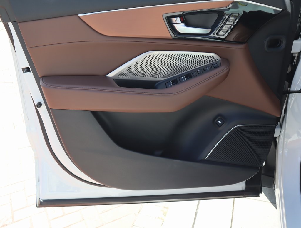 Thumbnail: 2023 Acura MDX - 24