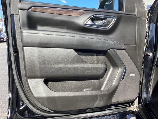 Used Car 2023 Chevrolet Suburban  Z71 For Sale Under $60,000 In San Antonio, Texas