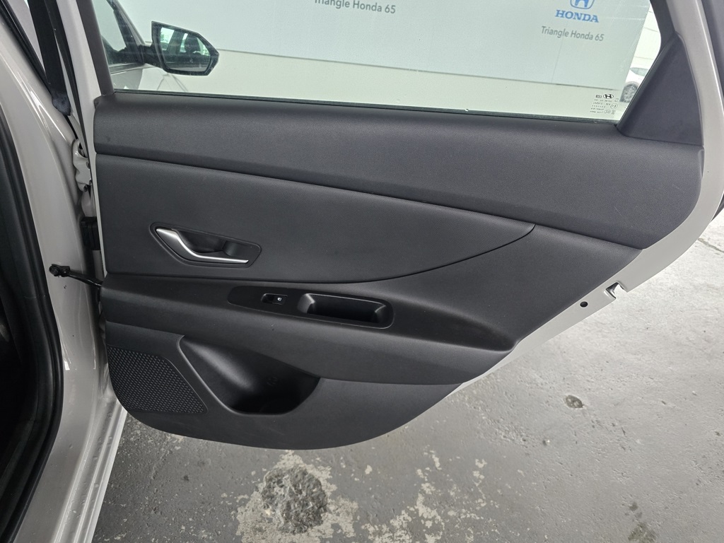 Thumbnail: 2024 Hyundai Elantra - 15