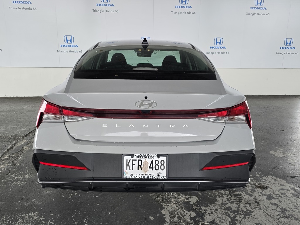 Thumbnail: 2024 Hyundai Elantra - 24